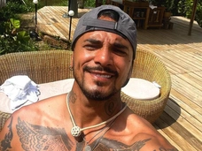 «Раскрою карты, что влюблен в тебя давно!»: Натан сошелся с женой, но осыпает Анфису Чехову признаниями