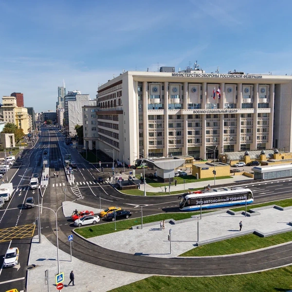 Вид на Тургеневскую площадь в центре Москвы после открытия трамвайной лини | Источник: Дептранс Москвы