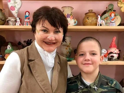 «Папа ломился к маме: „Знаю, это ты!“»: дочь Галины Морозовой, убившей сына гантелей, спустя 5 лет заговорила о брате