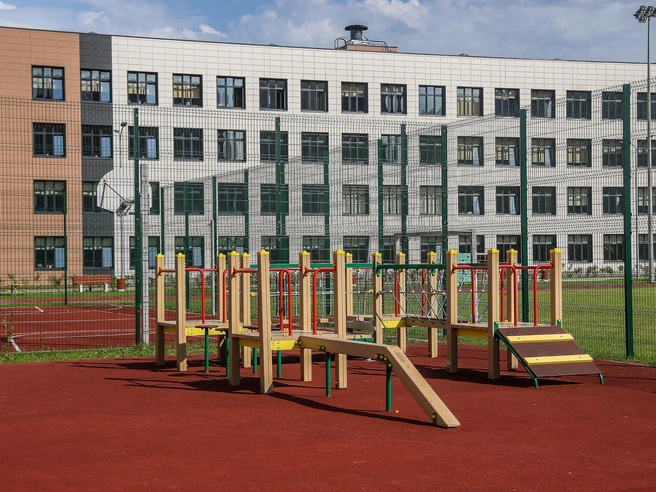Власти Нижегородской области намерены возобновить доступ к школьным спортивным площадкам в свободное от занятий время | Источник: Наталья Бурухина / NN.RU
