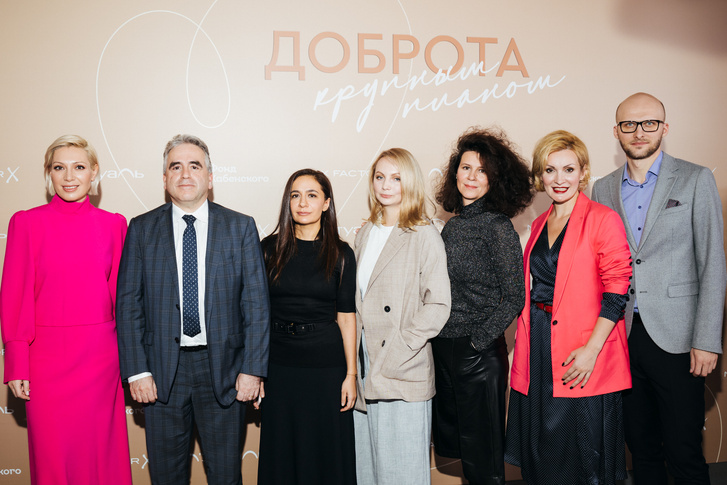 Фото №2 - Приянка Чопра приняла участие в благотворительном проекте в поддержку Фонда Константина Хабенского