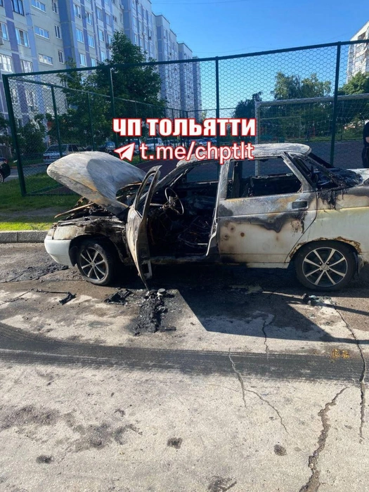 От автомобиля остался голый кузов | Источник: «ЧП Тольятти» / t.me