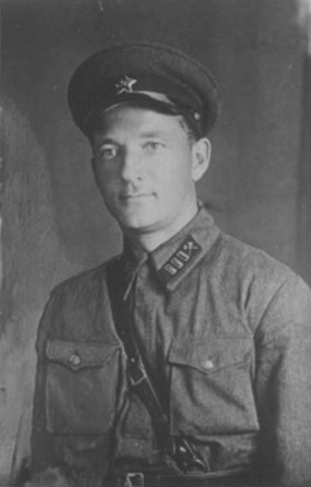 Георгий Эрихович Лангемак | Источник: Федеральное государственное бюджетное учреждение культуры «Государственный центральный музей современной истории России» / Goskatalog.ru