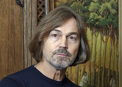 Поклонница, пытавшаяся совершить суицид, связь с Ветлицкой и Понаровской: романы Никаса Сафронова