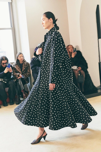 Altuzarra aw25/26 | Источник: Legion Media
