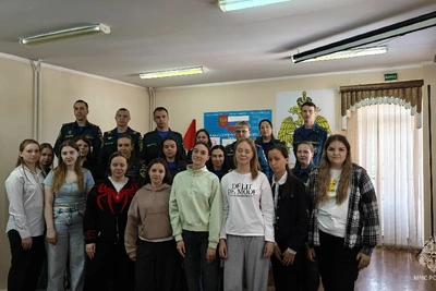 Студенты Каслей сказали спасибо сотрудникам МЧС
