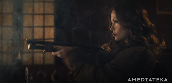 Источник: кадр из сериала «Убить Джеки» / «Kill Jackie»