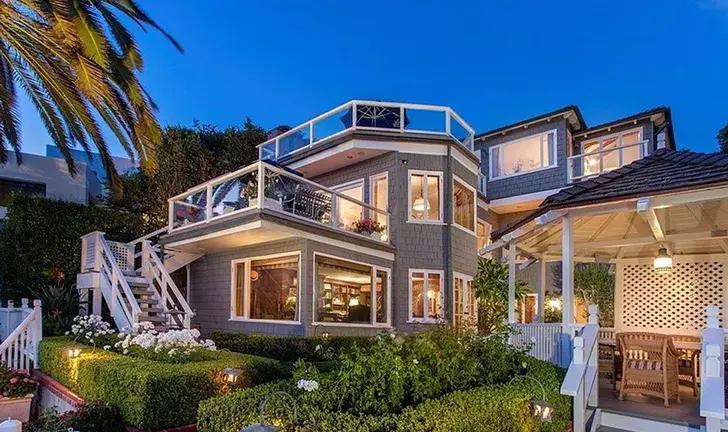 Рене Зеллвегер продала свой дом в Калифорнии