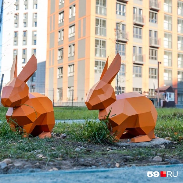  В парке можно найти не только зайчиков | Источник: Василина Любимова / 59.RU