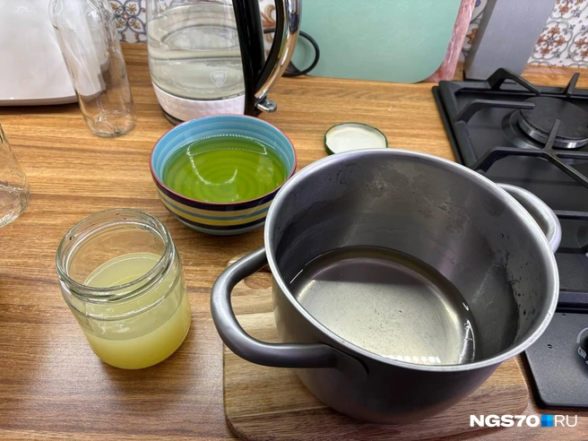 Смешивать все три ингредиента можно только после полного остывания сиропа  | Источник: Мария Лобанова / NGS70.RU 