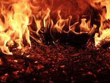 При пожаре в частном доме престарелых в Кемерово погибло 7 человек