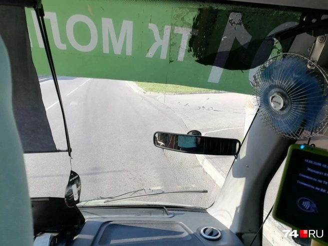 От вентилятора в салоне не становится легче  | Источник: читатель 74.RU