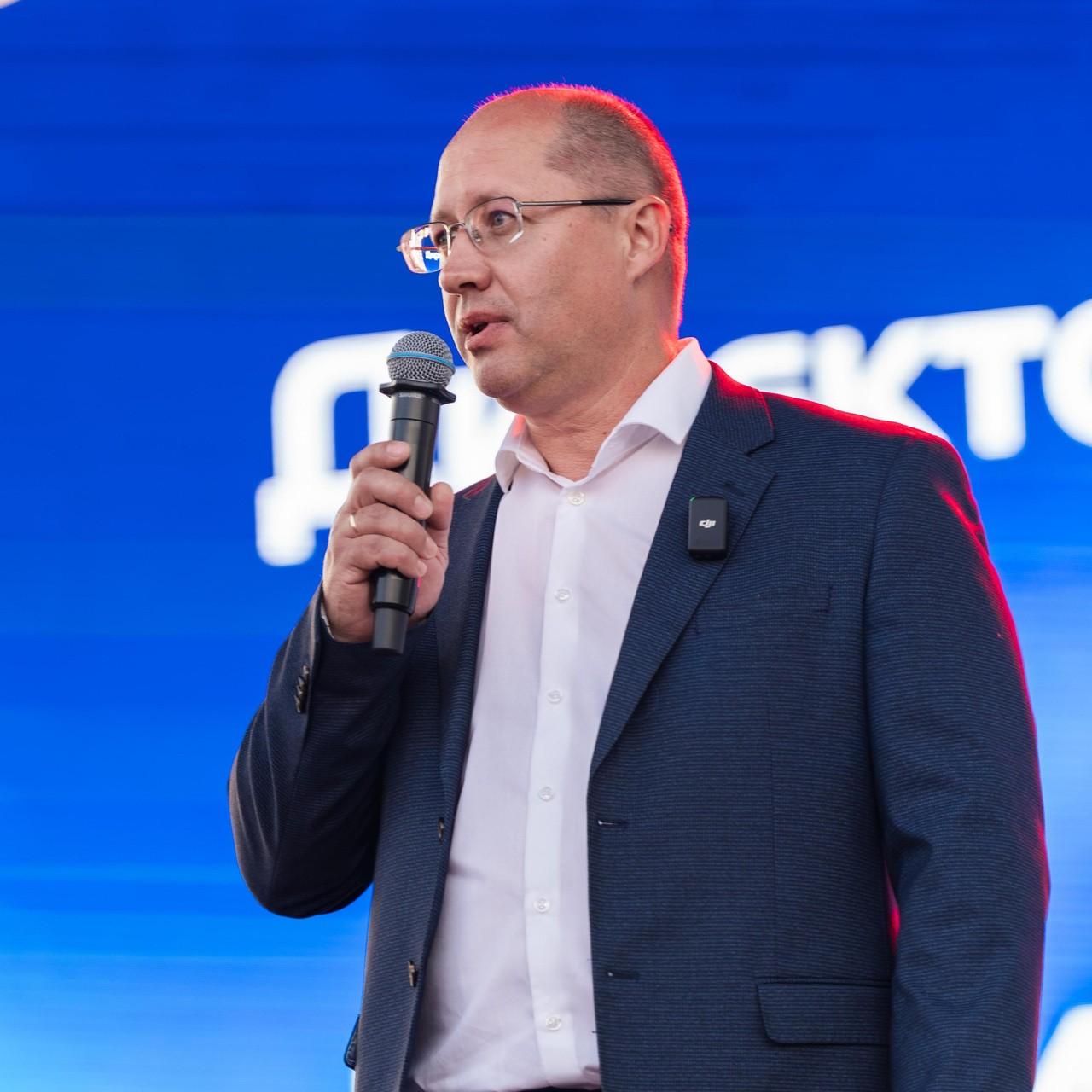 <p>Денис Налепов</p>