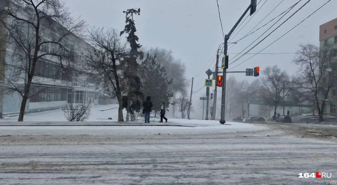 Саратовцы уже столкнулись со снежным бураном в этом году | Источник: Виктория Федорова / 164.RU
