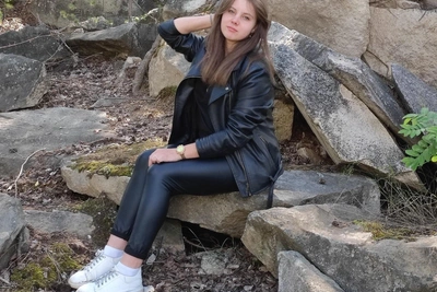 Scam victim reveals how fraudsters tricked her into hiding