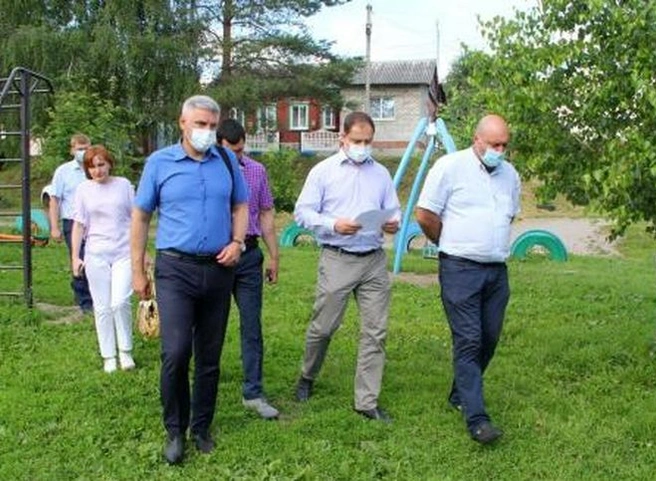 Власти провели выездное совещание у ручья Песоченка | ya62.ru