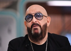 «Я нырнул и пропал»: Михаил Шуфутинский рассказал, как чуть не утонул в Крыму