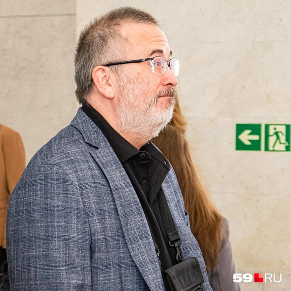 Режиссер Ямур Гильмутдинов — член Общественной палаты России и председатель Совета Ассоциации развития КВН Прикамья | Источник: Тимофей Калмаков / 59.RU
