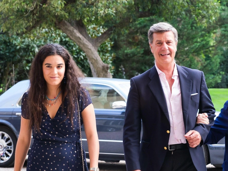 Сын знаменитой герцогини Альбы женился на девушке вдвое младше него | marieclaire.ru