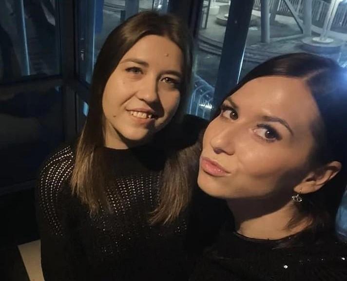 «Онемело всё — от лица до ног»: челябинская балерина собирает крупную сумму на пересадку стволовых клеток сестре