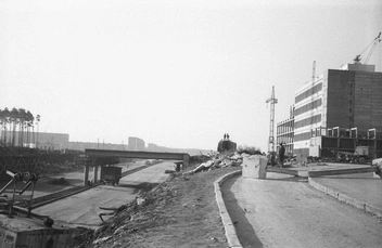 Строительство одного из корпусов НИИ&nbsp;автоматики, 1975-1979 | Источник: Юго-Западный район. Исторические фото / Vk.com