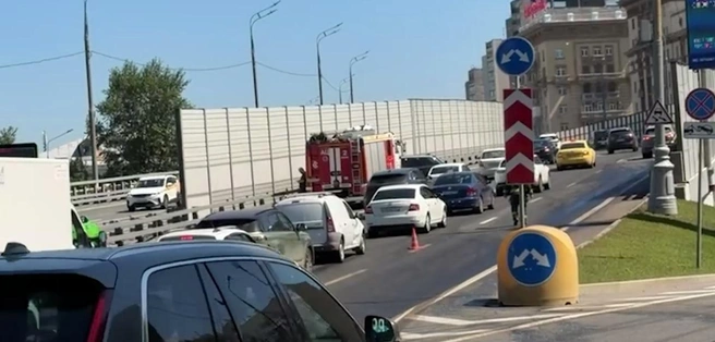 Авария произошла рядом с Рижским вокзалом | Источник: ТАСС / Москва / T.me