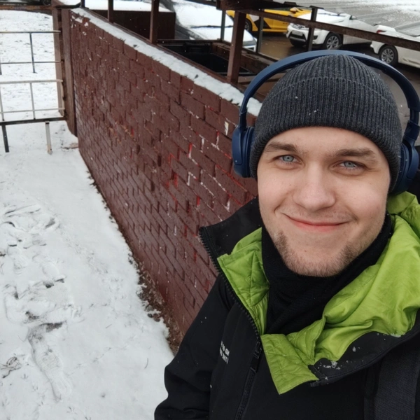 Вот такие сообщения оставляют паломники в сообществе — Ярослав приехал сюда из Екатеринбурга | Источник: Ярослав Плотников / «Люди которые ссут на Стрелецком» / Vk.com