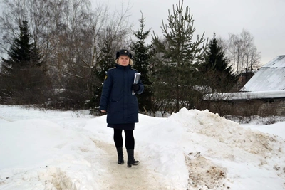 Приставы освободили незаконно занятый участок в Костромской области