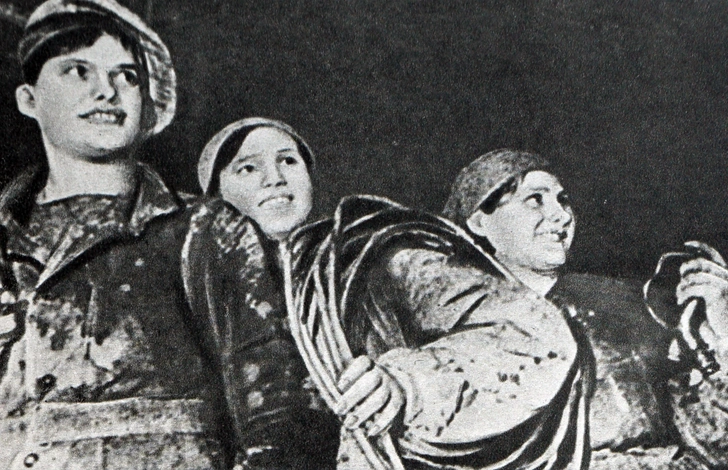 Строители ММК, 1930-е годы | Источник: Universal History Archive/Universal Images Group via Getty Images