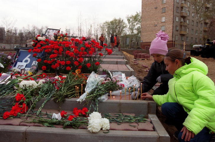 Черная осень 99-го: в Москве 25 лет назад террористы впервые взорвали дома. Как эта трагедия сплотила людей