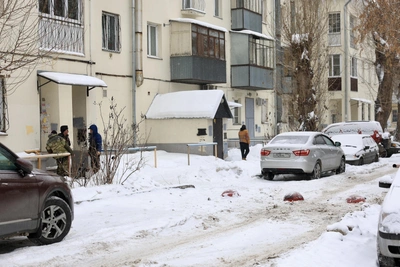 Chelyabinsk Traffic Police Threaten Fines Over Yard Use