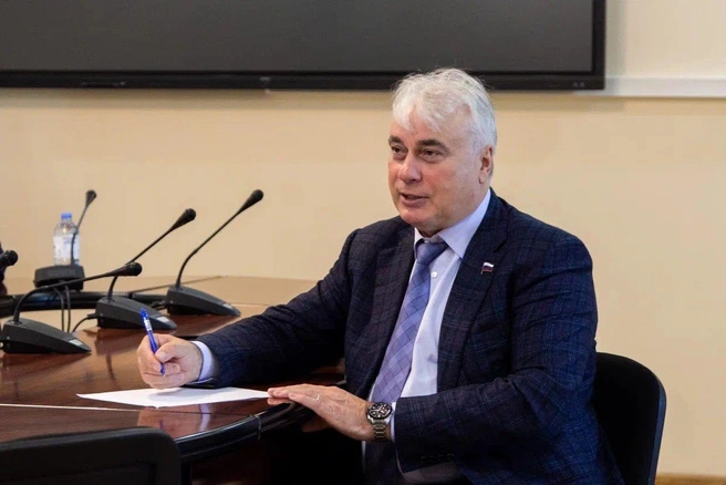 Депутат предложил изменить схему расчета пенсионных выплат для северян | Источник: Павел Завальный / Vk.com