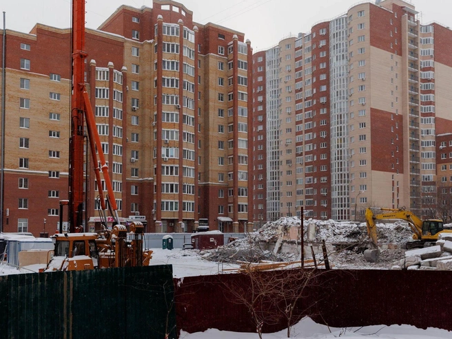 Протестующие жители Тюмени готовят исковое заявление в суд. | Источник: Ирина Шарова / 72.RU
