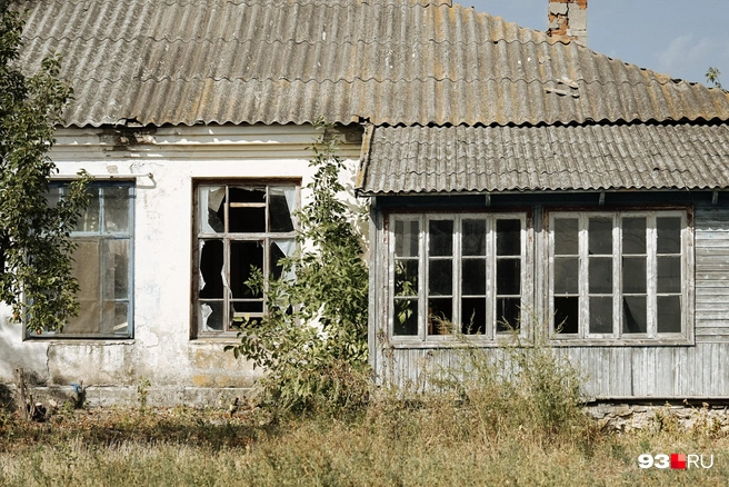 Что стало с хозяином этого дома&nbsp;— неизвестно | Источник: Дарья Паращенко / 93.RU