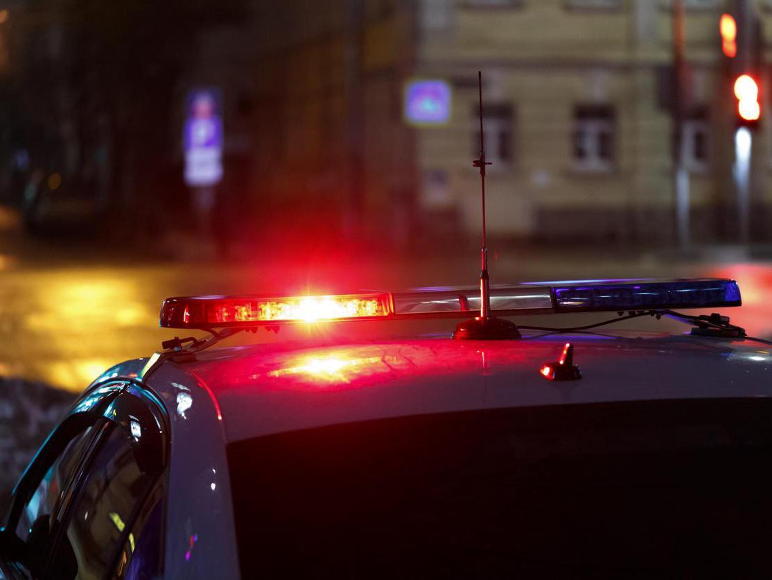 В Металлострое нашли завернутое в покрывало тело женщины