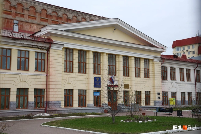 Оба колледжа принадлежат УрГУПС | Источник: Артем Устюжанин / E1.RU
