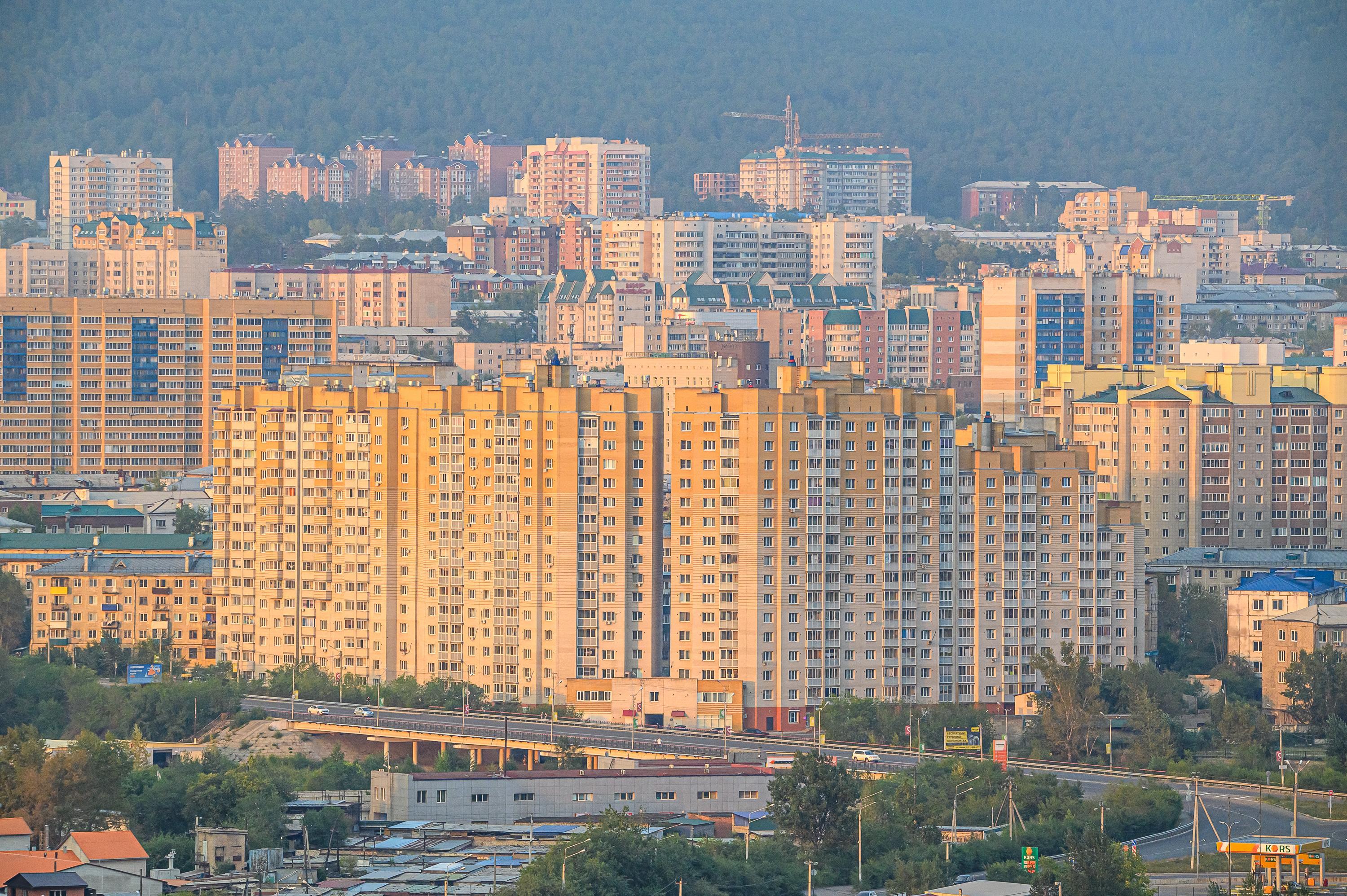 Безжалостная математика. Посчитали, сколько нужно зарабатывать, чтобы взять ипотеку в Чите и еще иногда есть