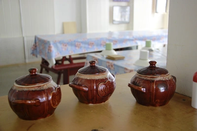 Картошка с мясом в горшочках: простой рецепт