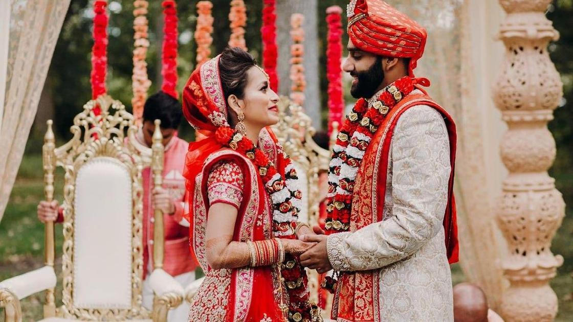 Россиянки массово выходят замуж за мигрантов из Индии&nbsp;&mdash; они не пьют и не выносят мозг