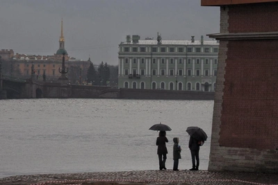 В Петербург идёт холодный фронт с дождём и снегом