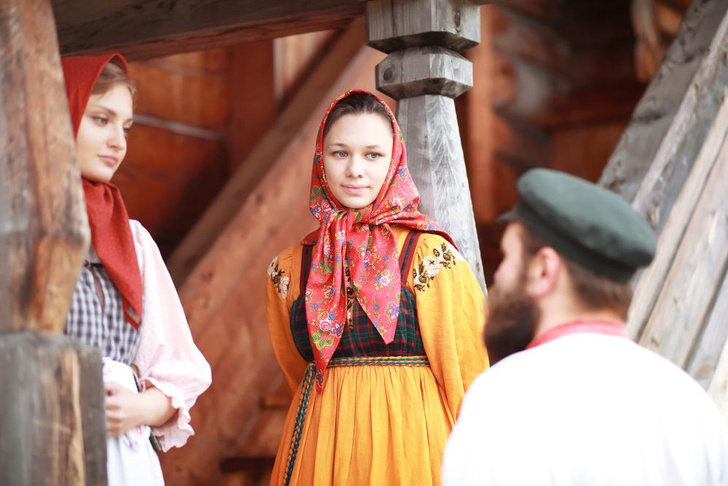 Причины вас удивят: почему женщины на Руси всегда носили платки