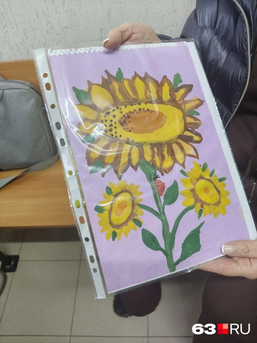 Семилетний сын решил порадовать Екатерину Тархову на День матери | Источник: Роман Данилкин / 63.RU