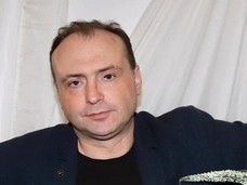«Она злится на меня из-за мамы»: Марк Горонок со скандалом разводится с женой
