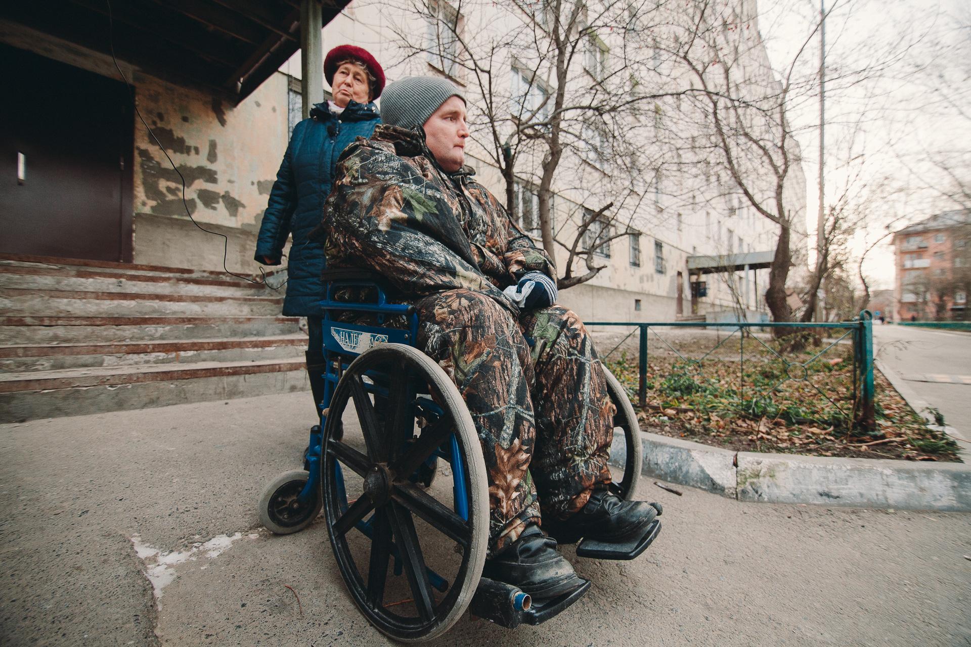 Капремонт дома на Республики лишил инвалида возможности выбраться на улицу. Пандуса  нет в проекте - 2 ноября 2018 - 72.ру