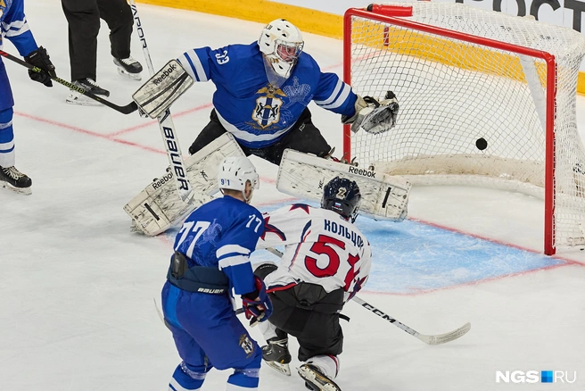 Транспортную полицию Сибири на турнире представляла сборная команда Управления на транспорте МВД России по СФО «Магистраль» | Источник: Александр Ощепков / NGS.RU