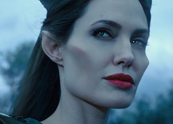 Как делали макияж Анджелине Джоли для роли колдуньи