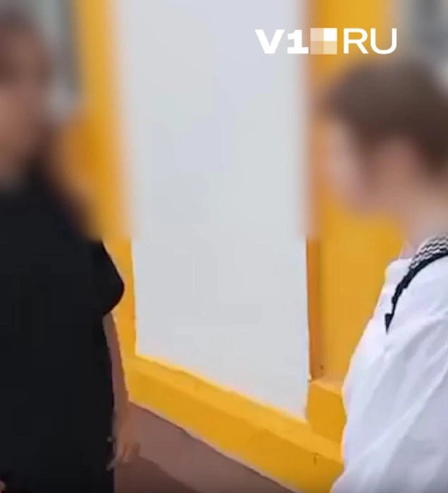 Ситуация с унижением и избиением ученицы в школе Красноармейского района дошла до Бастрыкина | Источник: «Волгоград Красноармейский» / Telegram