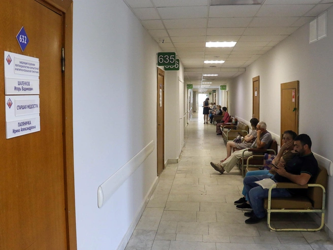 Нижегородские поликлиники скорректируют график работы в ноябрьские праздничные дни | Источник: Наталья Бурухина / NN.RU