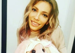 Юлия Самойлова попросила фанатов о помощи