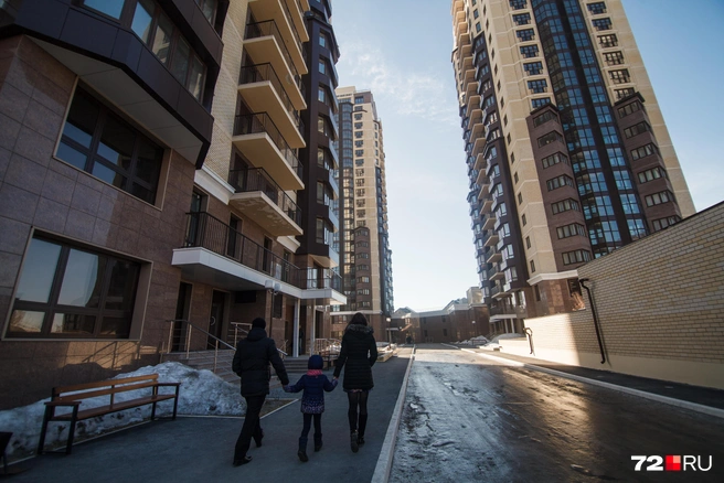 В сделках с новостройками на долю семейной ипотеки приходится более 90% продаж | Источник: Ирина Шарова / 72.RU